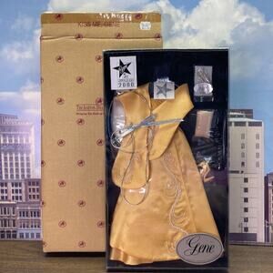 Y2K Ashton-Drake 15.5" Gene Marshall KISS ME, GENE Outfit #76088 (2000) NRFB